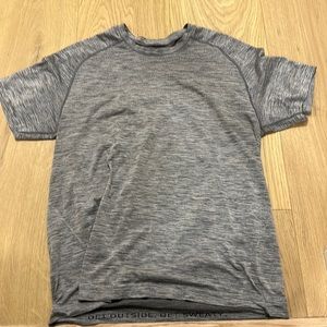 Lululemon Gray metal vent tech L shirt